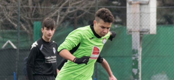 Merlo con la maglia del Lucento: l'attaccante torna al Chisola dopo una stagione