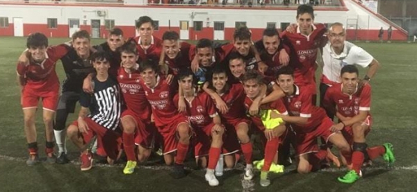 Grande Slam - San Giacomo Chieri 2002 e Ciri&eacute; 2004 alzano la coppa