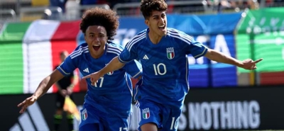 Italia Under 18 - Ciammaglichella e doppietta di Bruno: tris dell'Italia alla Romania. Festa a Potenza, 3400 studenti al 'Viviani'