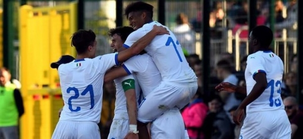 Italia Under 19 - Campionato europeo: fase &egrave;lite: Italia reagisce e vince 3-1 sull'Ucraina