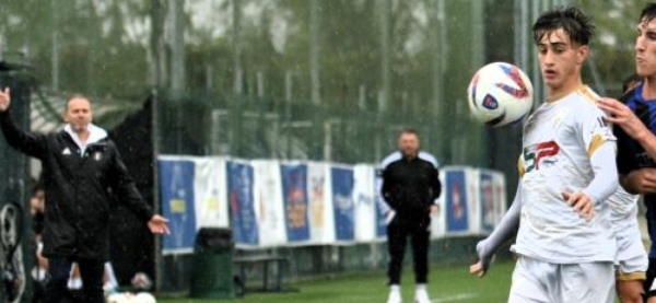 Gaetano Nicol&ograve; Lazzaro, autore del primo gol