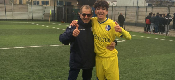 Il tecnico del Borgaro Mario Gentile con Michele Ferrante