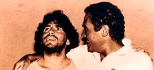 L&#039;immagine più famosa di Diego Maradona e Gianni Di Marzio