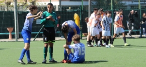 L&#039;immagine simbolo: il Mirafiori protesta, la Sisport festeggia