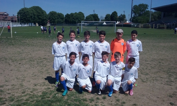 Bellissima partita, tante occasioni, otto gol, qualche papera, e un pareggio che scontenta tutti tra Alpignano e Volpiano (T. Volpiano - 2005)