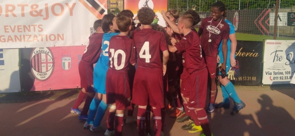 Sport&Joy / Pro Cup Day - Le finali: l'atto finale più atteso con il derby tra Torino e Juventus premia i granata. Charvensod commovente, Renate un gran bel vedere