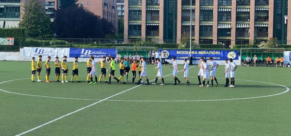 Memorial Ale&amp;Ricky / La partita - Sisport spettacolo con super Leone. Il Moderna Mirafiori non si arrende mai