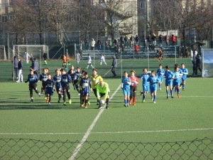 L&#039;Alpignano  grazie ad un buon possesso palla e ad un gran secondo tempo, batte il Bacicalupo e rimane in vetta.